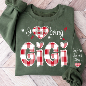 Personalized Names I Love Being Gigi Sweatshirt - Christmas & Valentine Gift for Grandmothers